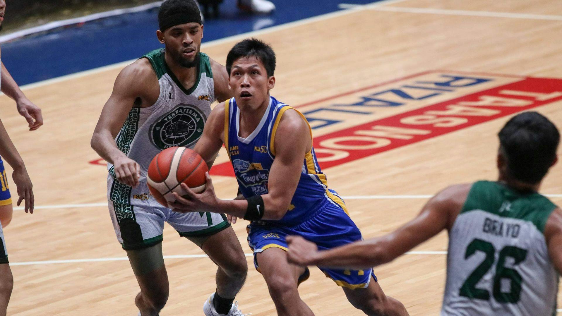 PBA: Mark Barroca, Magnolia seek return to top spot vs Phoenix